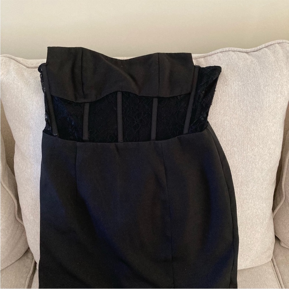 Elegant Black Strapless Lace Dress Size XS - Picture 12 of 12